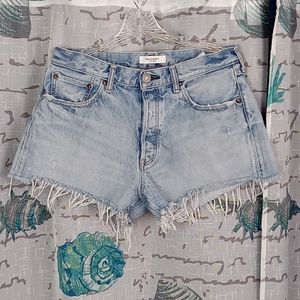 Moussy vintage button fly jean shorts...amazing! Size 29